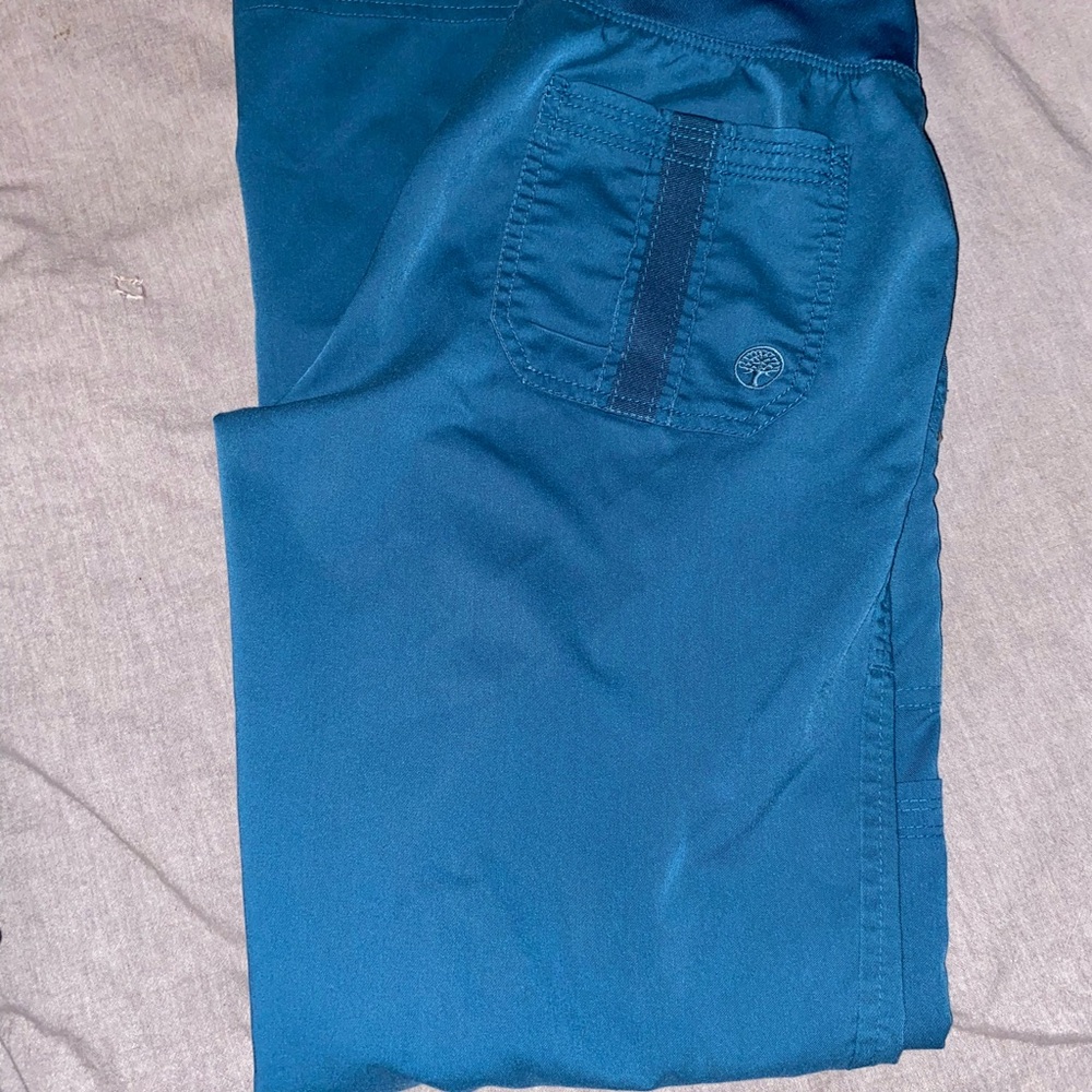 Willow Tree Blue Activewear/ scrubs